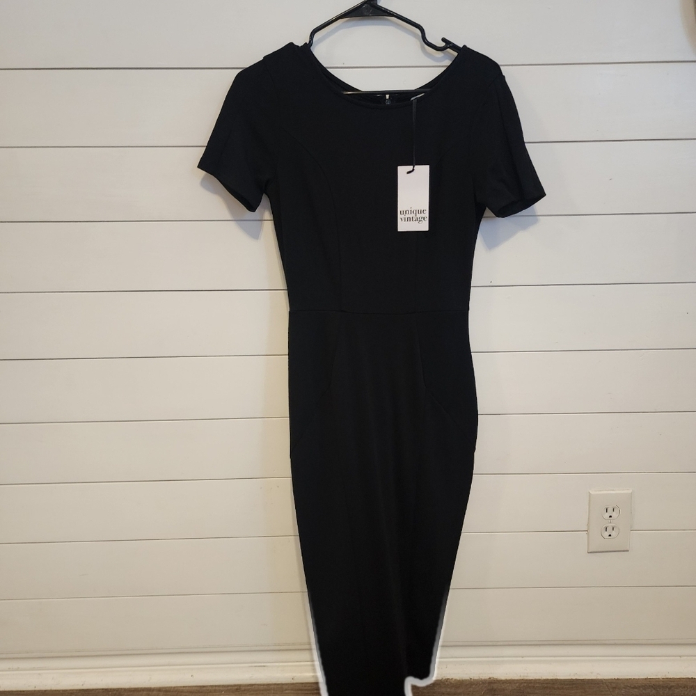 Unique Vintage Black Short Sleeve Midi Sheath Dress